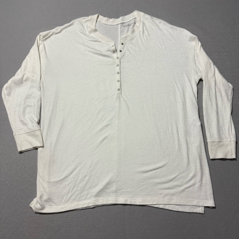 Abercrombie & Fitch Soft A & F Cozy Cream Long Sleeve Henley